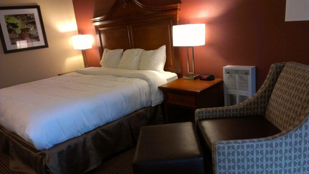 Ramada By Wyndham Salt Lake City North Temple Eksteriør billede