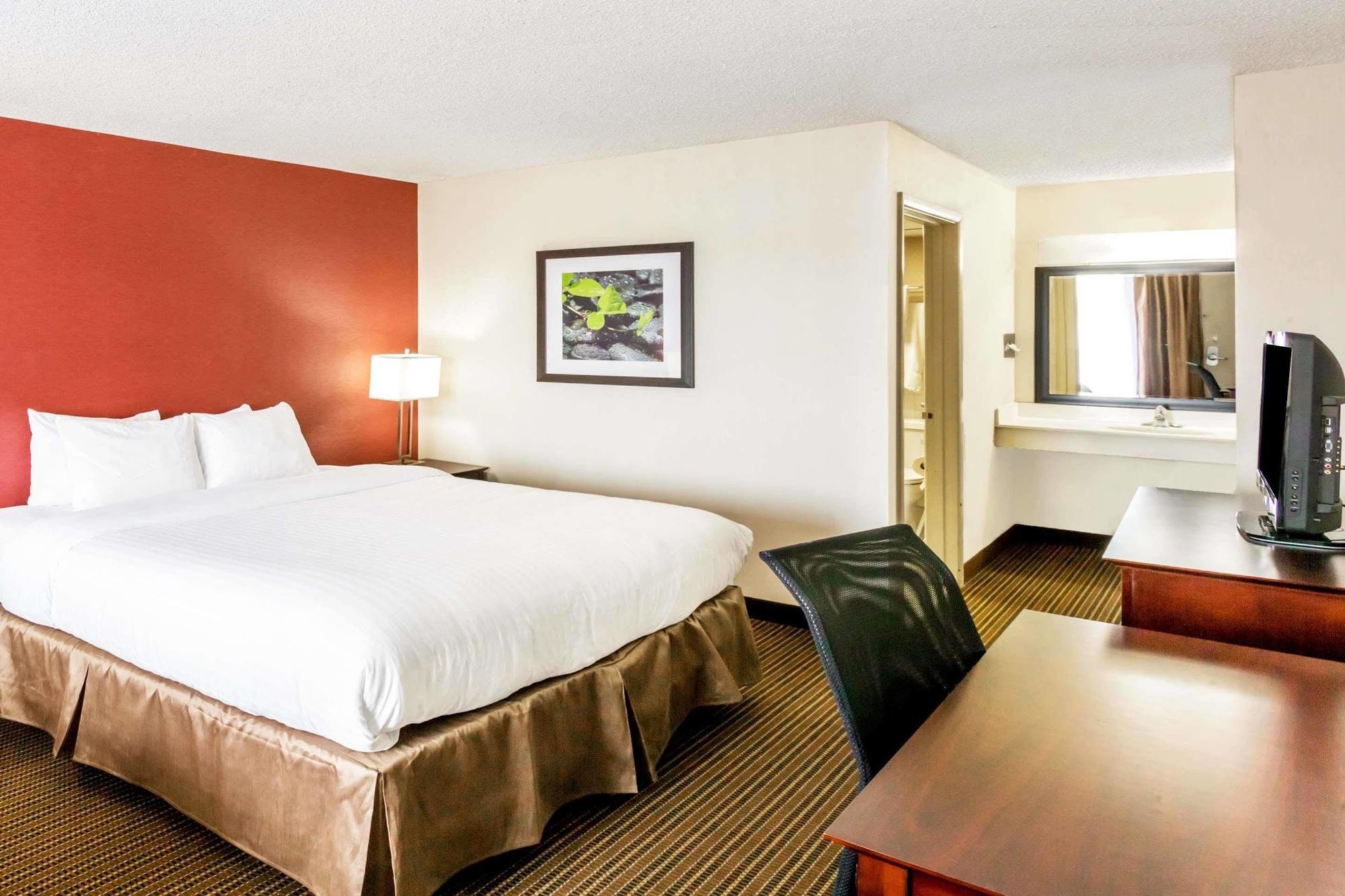 Ramada By Wyndham Salt Lake City North Temple Eksteriør billede
